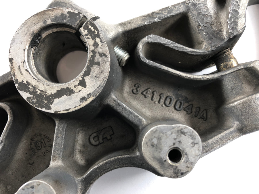 Ducati 900 SS [1992] - top triple clamp