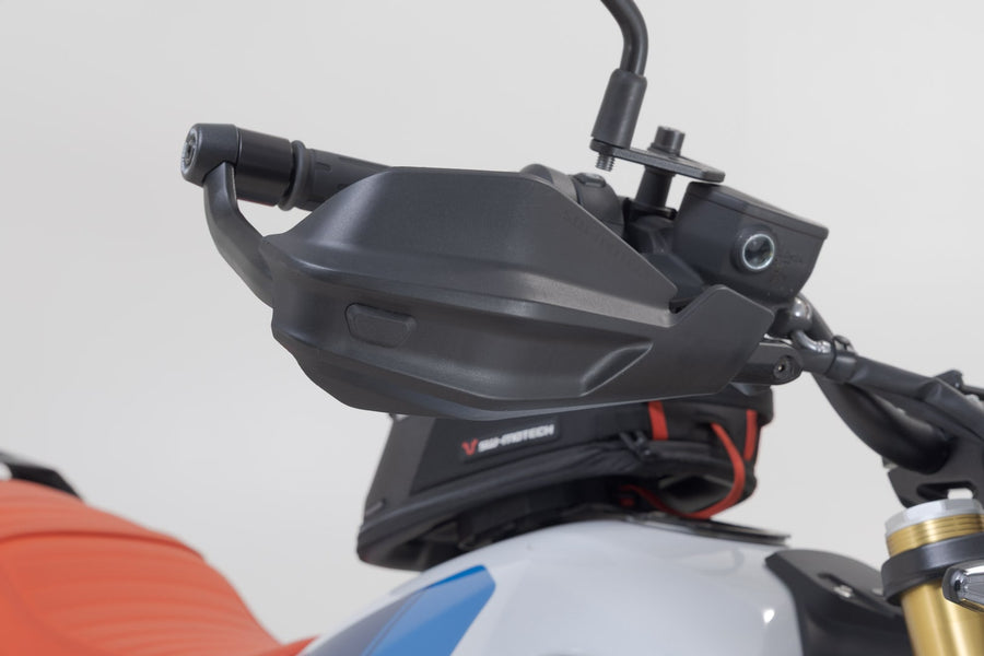 BMW R 12 [2024-2026] - Adventure hand protector kit – picture 3