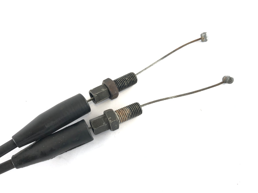 Kawasaki KLR 250 KL250D [1988] - Throttle cable set opener and closer