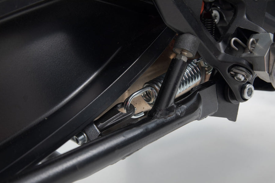 KTM 890 Adventure R [2021-2023] - main stand - picture 5