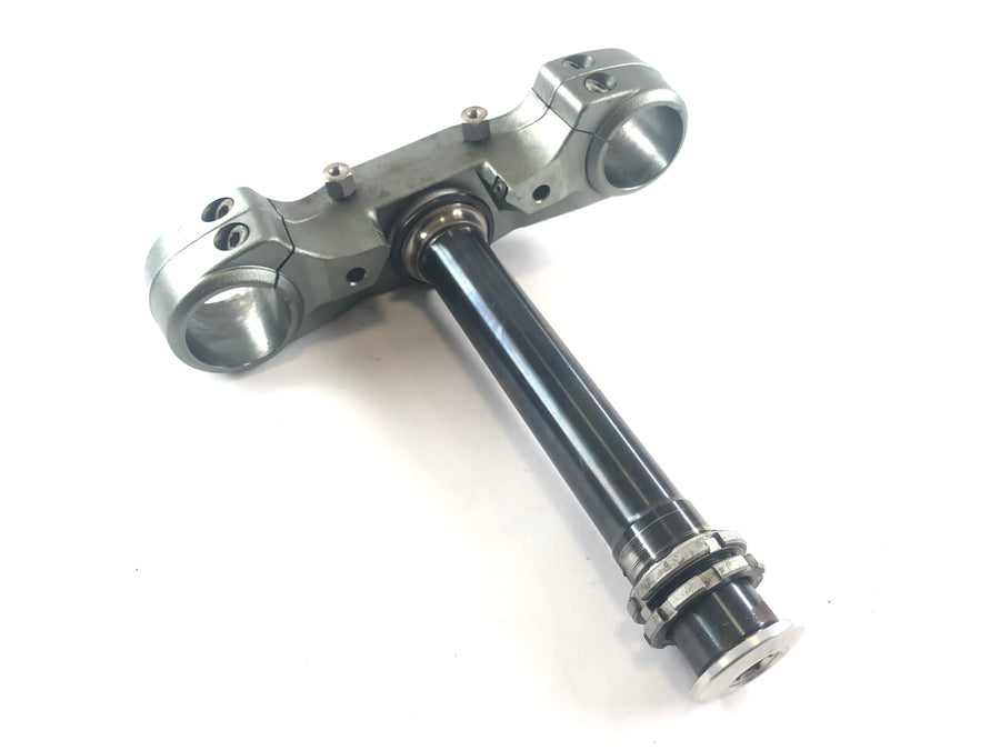 Moto Guzzi Norge 1200 LP [2006] - Lower triple clamp