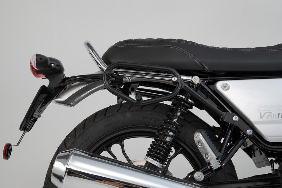 Moto Guzzi V7 III 750 Carbon [2019] - Legend Gear LC2 side bag system – picture 5