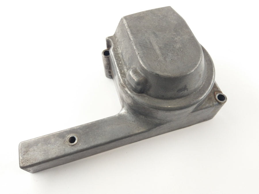 Suzuki GT 550 [1978] - Oil pump cover engine cover