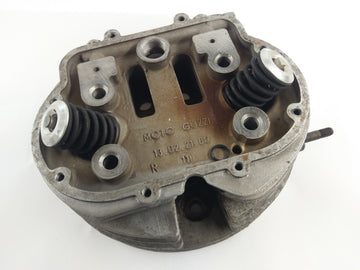 Moto Guzzi V7 Special [1970] - Cylinder head