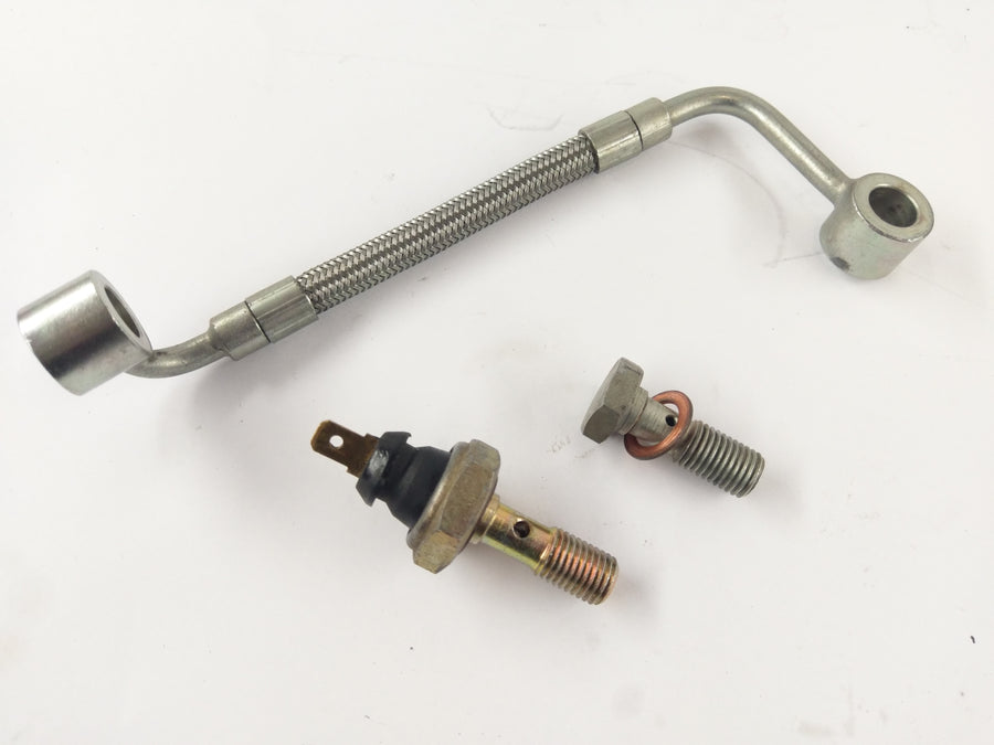 Triumph Speed ​​Triple 885i T509 [1997] - Oil pipe