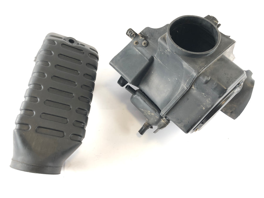 Honda XRV 750 Africa Twin RD04 [1993] - Airbox