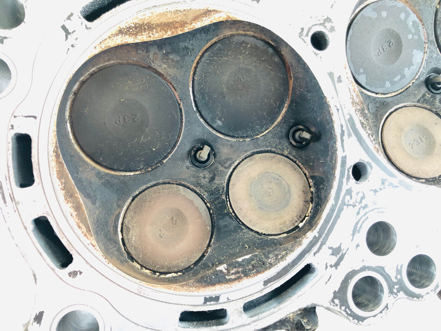 Yamaha XT 1200 Z Super Tenere DP01 [2012] - Cylinder head