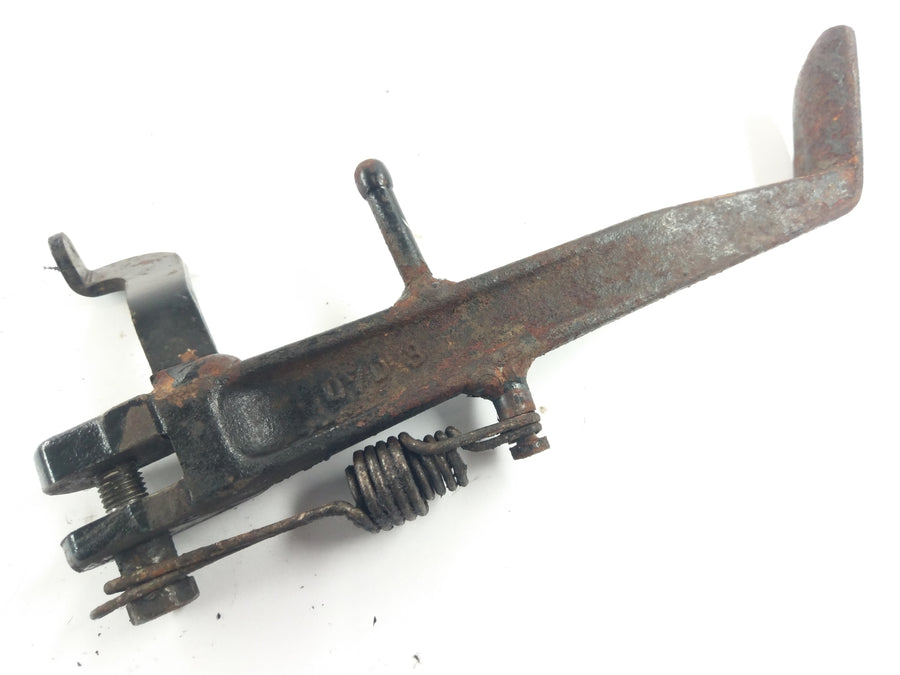Suzuki GSXR 1100 GV73A [1992] - Side stand stand with spring