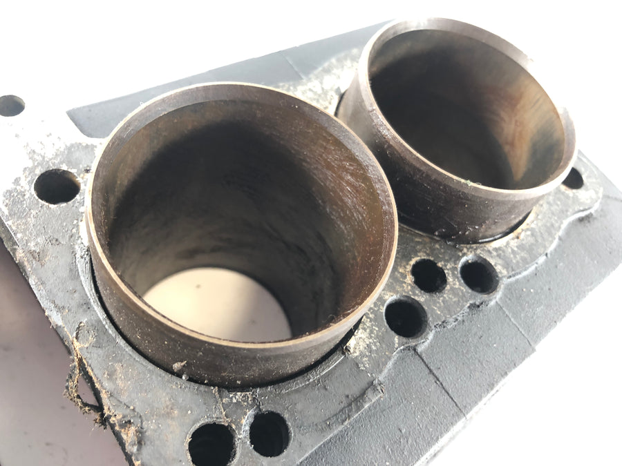 Kawasaki GPZ 550 [KZ550D] - Cylinder without piston