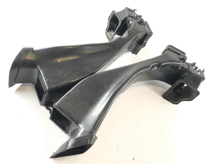 Honda GL 1500 Goldwing SC22 [1988] - Air duct left and right