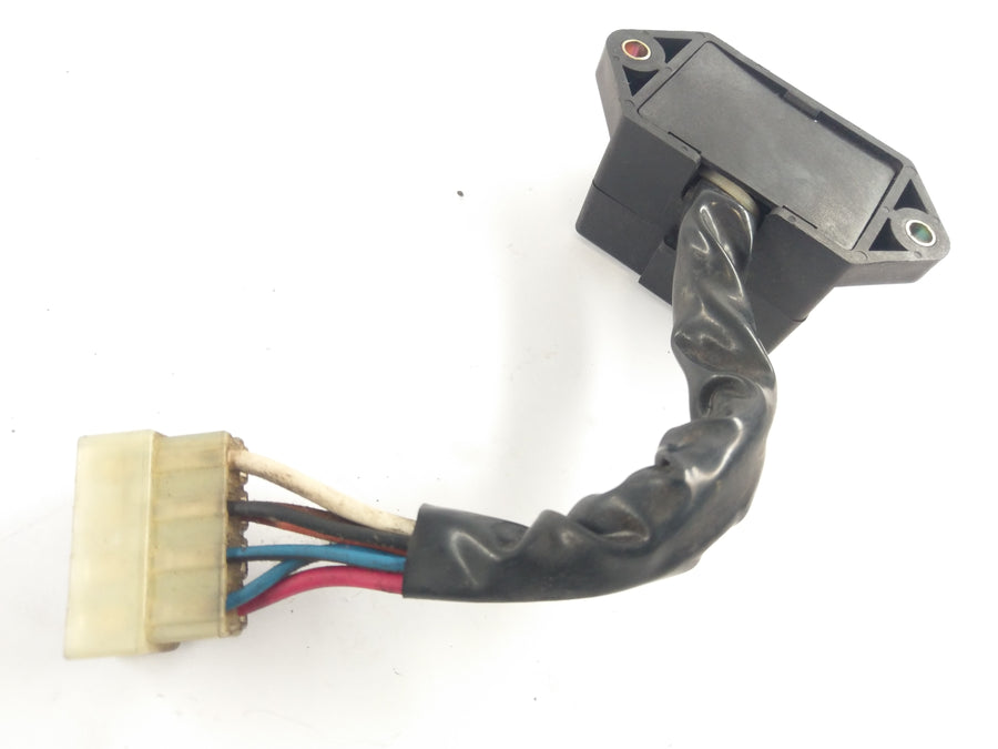 Triumph Trophy 900 T300 [1992] - Fuse box