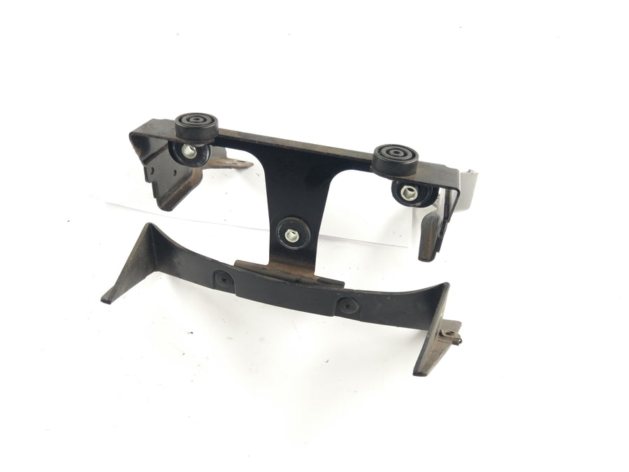 Yamaha XJR 1300 RP10 (2006) - Fairing bracket subframe front front view