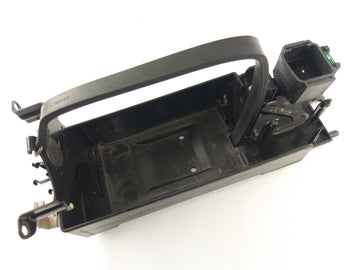 Kawasaki ZX-12R ZXT20A [2004] - Battery compartment - 0