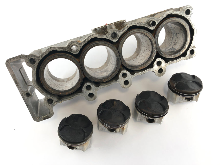 Kawasaki ZXR 400 ZX400L [1993] - Cylinder with piston