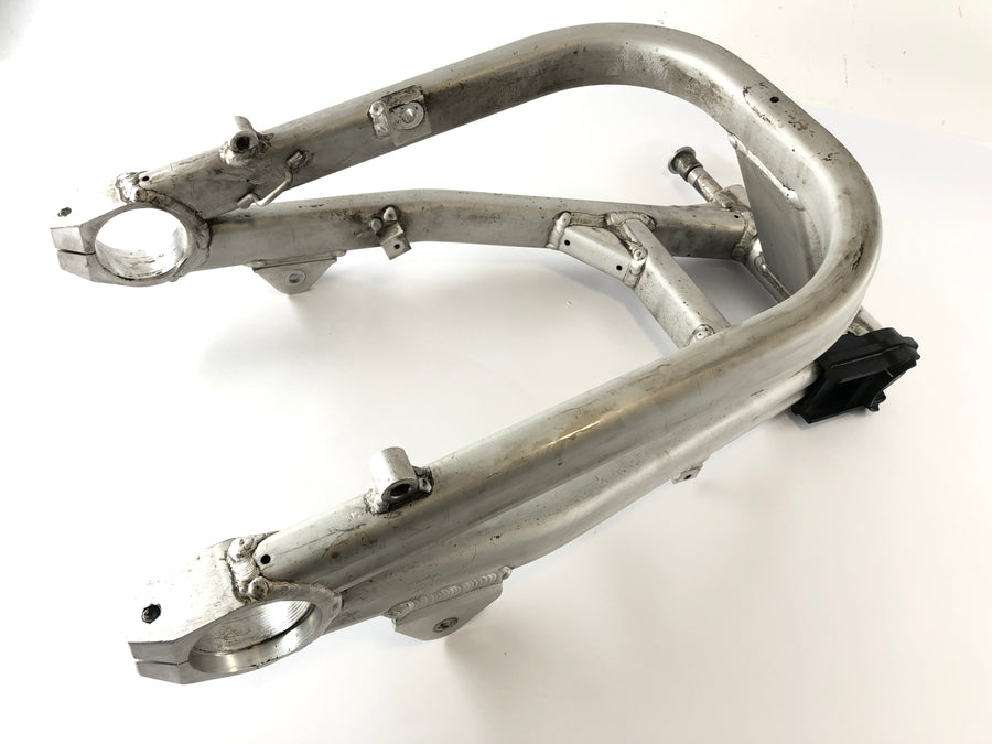 Kawasaki ZRX 1200 S ZRT20A [2003] - Swingarm Rear swingarm