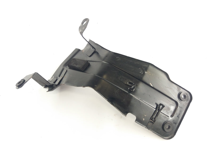 Suzuki Intruder 1500 VL [2000] - Interior fairing heat protection