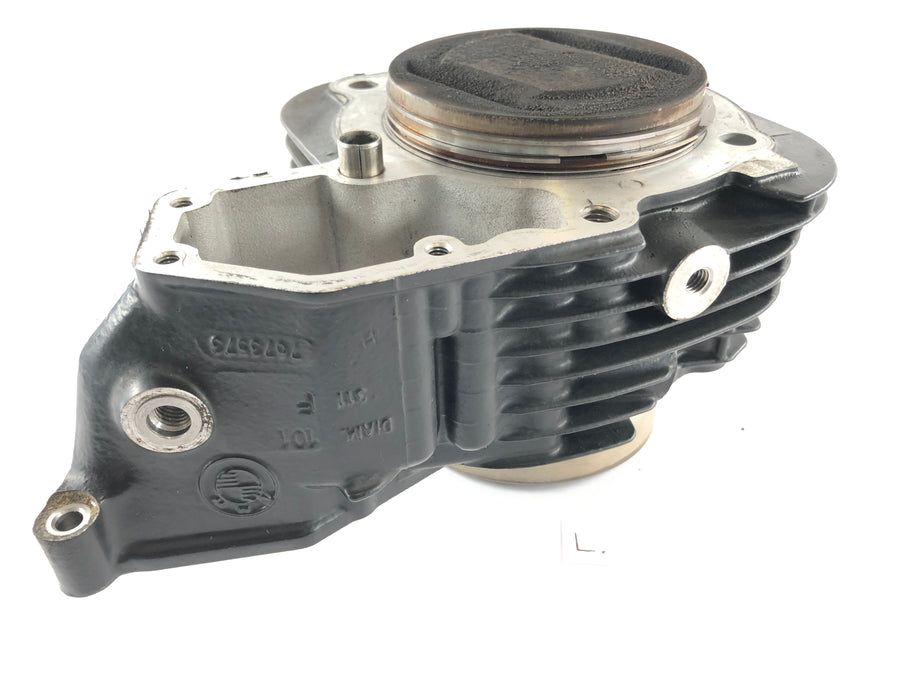 BMW R 1200 RT [2004] - Cylinder with piston left