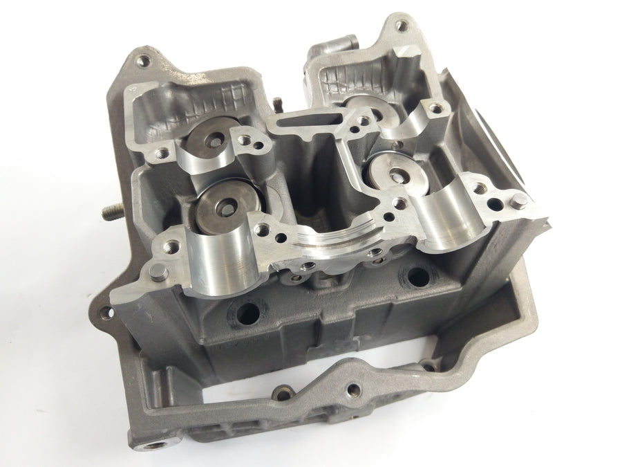 Aprilia RST 1000 Futura [2004] - cylinder head