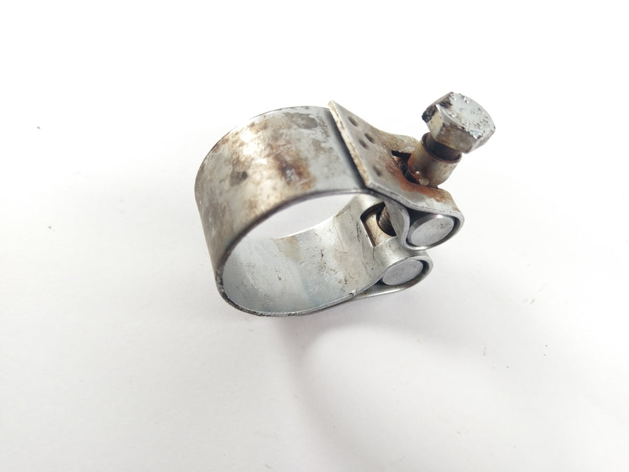 Moto Guzzi V50 V65 - exhaust clamp