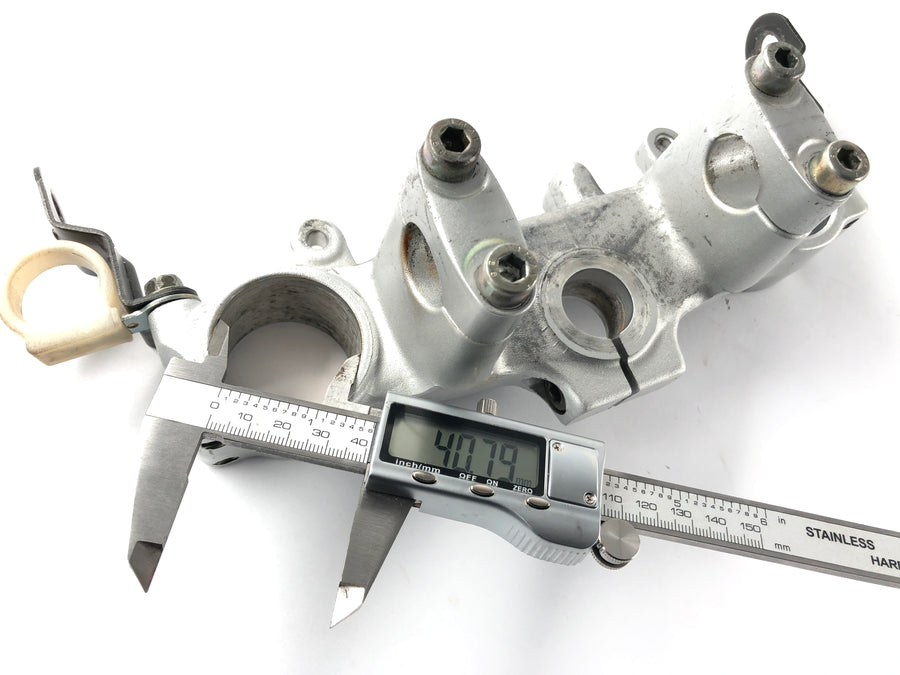 Yamaha DT 125 R DE03 [1999] - top triple clamp