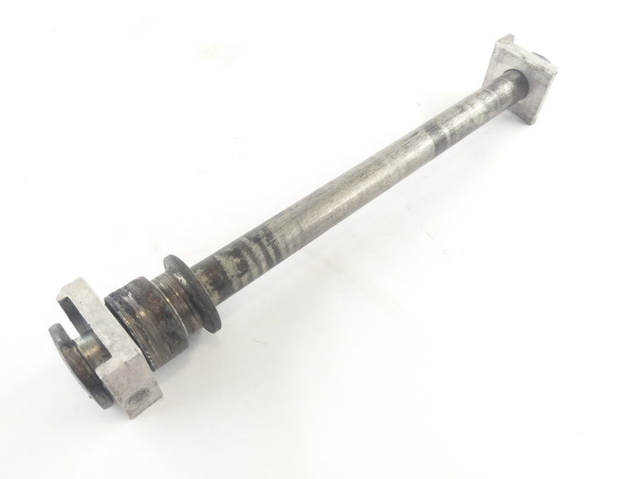 Suzuki GSF 1200 S GV75A [1998] - Rear axle
