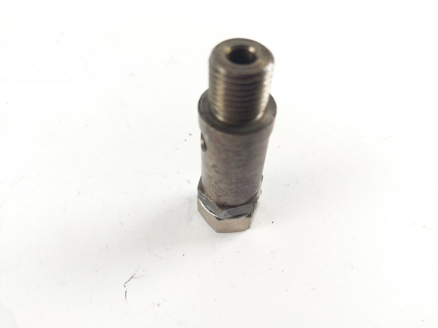 Yamaha XT500 engine screw