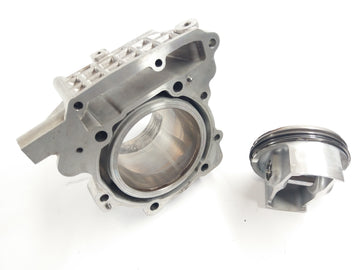 Aprilia RST 1000 Futura [2004] - cylinder with pistons