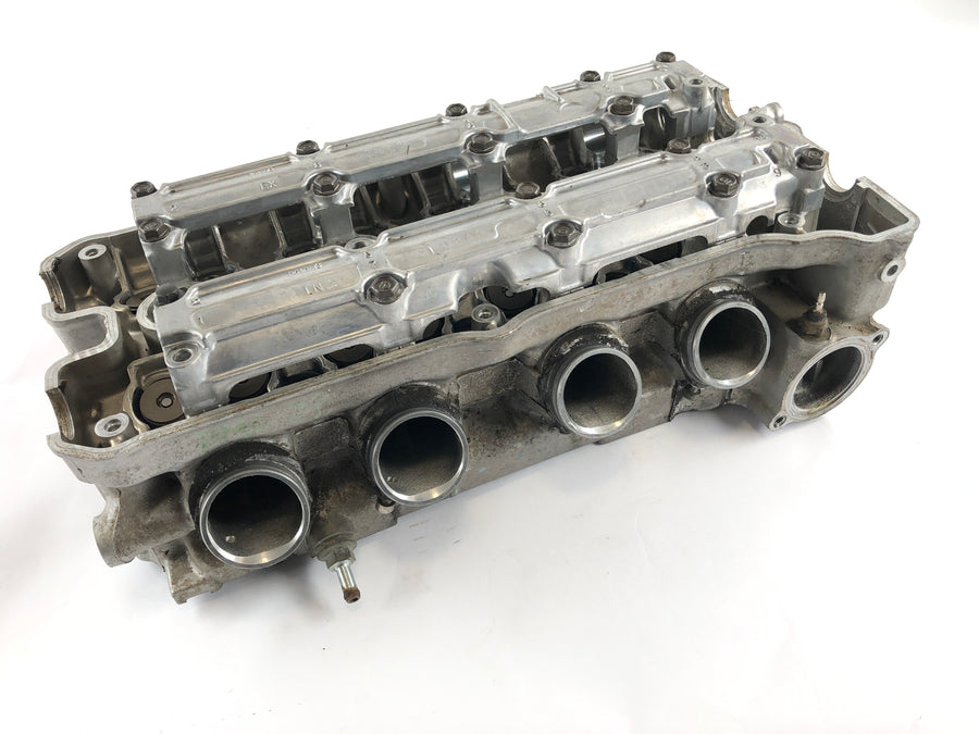 Honda CBR 900 RR SC28 [1995] - Cylinder head
