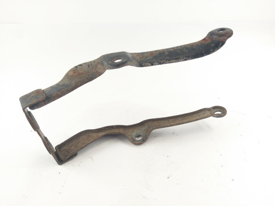 Suzuki GT 250 X7 [1979] - Rear fender bracket