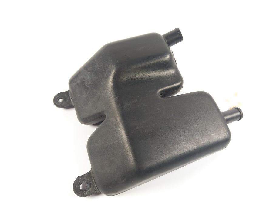 Ducati 900 SS Supersport 906SC2 [1993] - Crankcase ventilation