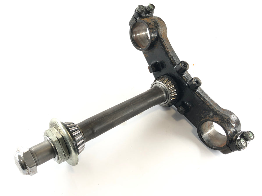 Triumph Tiger 900 T400 [1998] - lower triple clamp