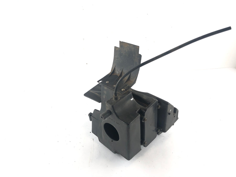 Kawasaki KLR 250 KL 250 D [1985] - Air filter box airbox