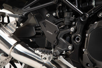 Kawasaki Z 900 RS [2020-2024] - Heel protection – picture 1
