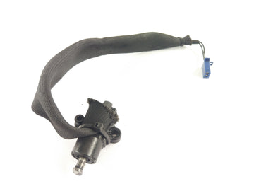 Moto Guzzi V7 Classic LW [2011] - Rear brake light switch