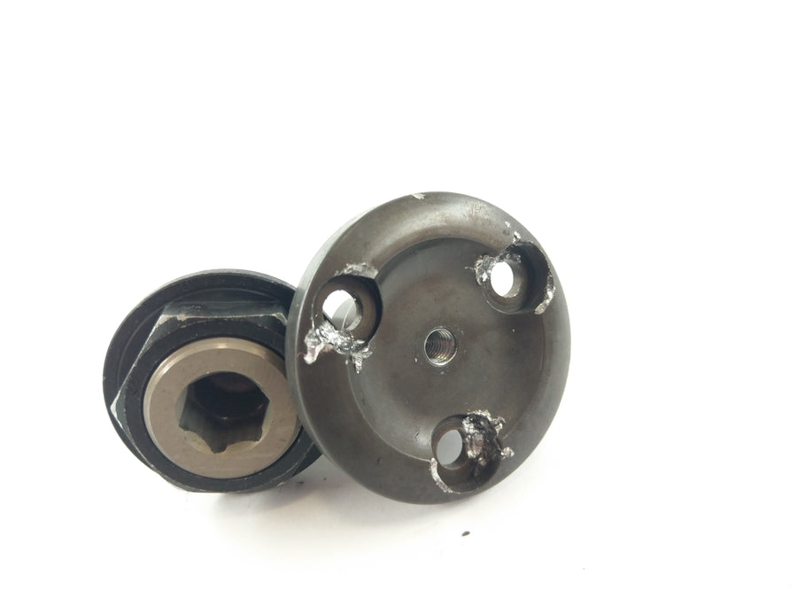 BMW R 1200 GS R12 [2004] - Swingarm screw fastening axle
