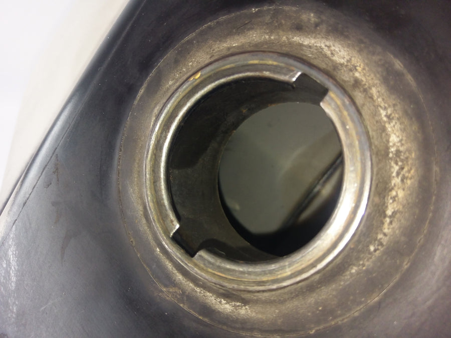 Honda Africa Twin XRV 650 RD03 [1989] - Fuel tank