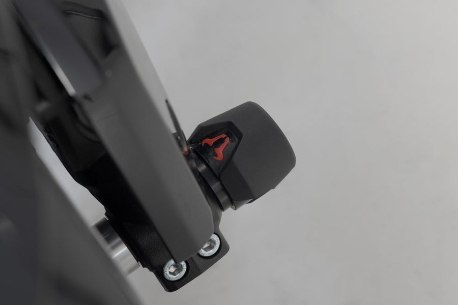 Triumph Street Triple 660 S A2 [2021] - Sturzpad-Kit für Vorderachse – Bild 7