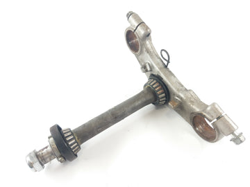 Suzuki GSF 400 GK75B Bandit [1991] - lower triple clamp - 0