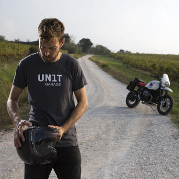 BMW R 850 R / R 1100 R [1993-2002] - Unit Garage T-Shirt