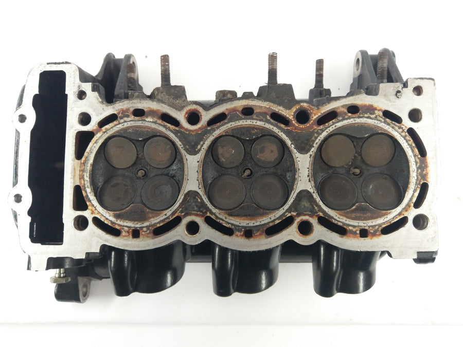 Triumph Speed ​​Triple T509 885i [1998] - Cylinder head