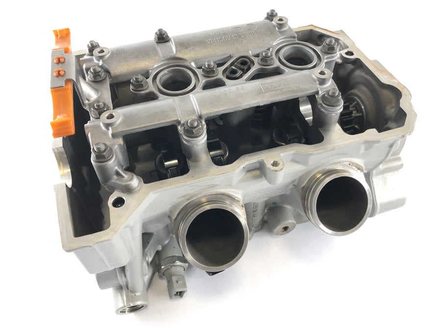 BMW F 800 ST [2006] - Cylinder head