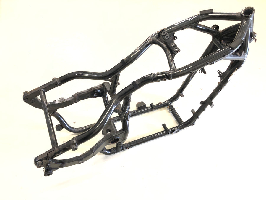 Suzuki Intruder VL 1500 AL [2000] - Frame with papers