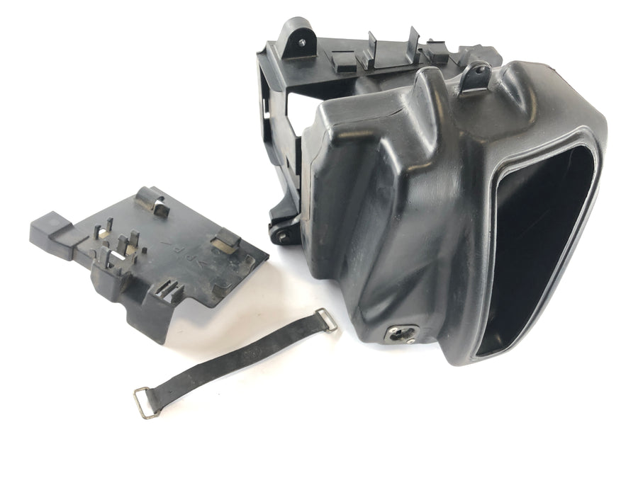 Yamaha XVS 650 Drag Star 4VR [1997] - Battery box