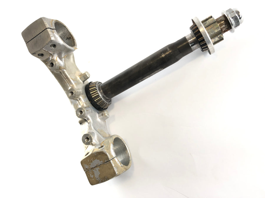 Yamaha V-max 1200 2EN [1997] - lower triple clamp