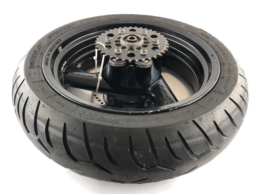 Ducati 900 SS [1993] - Rear wheel rim with paint damage