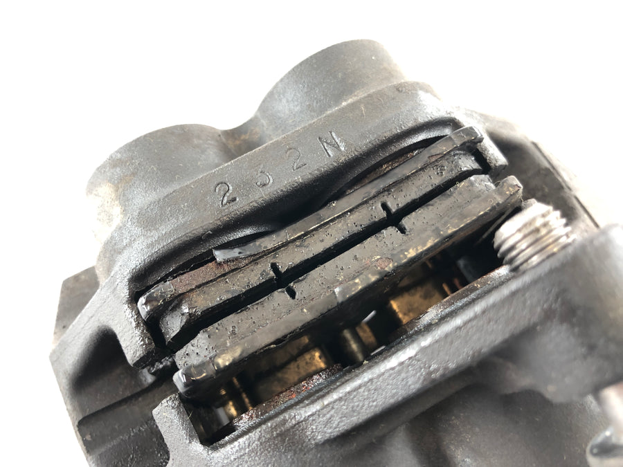 Yamaha XT 1200 Z Super Tenere DP01 [2012] - brake caliper front left