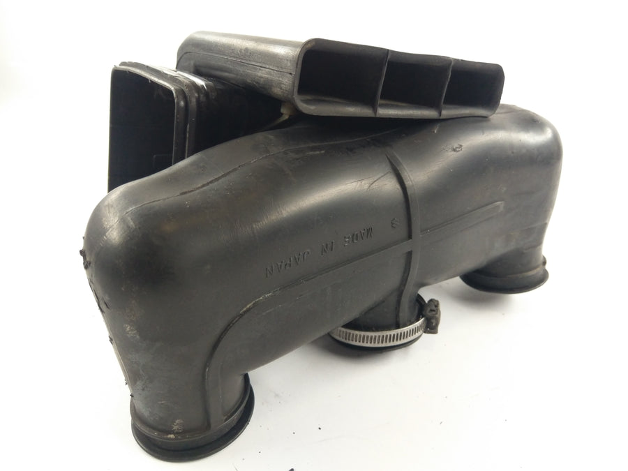 Suzuki GT 550 [1978] - Air filter box Airbox without side cover