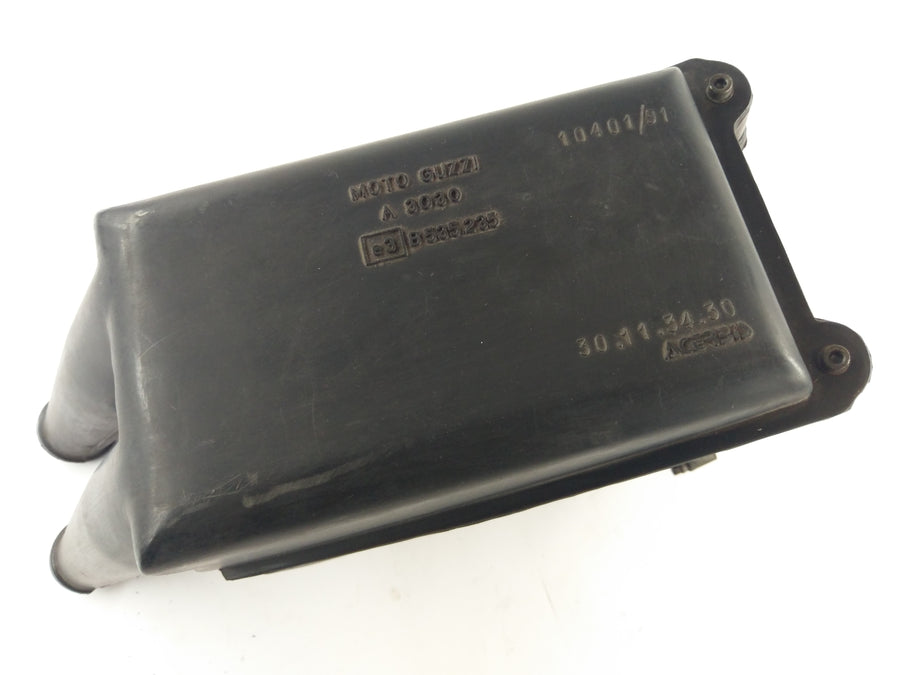 Moto Guzzi Quota 1100 ES [1999] - Airbox