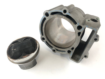 Husqvarna SMR 570 [2003] - Cylinder with piston