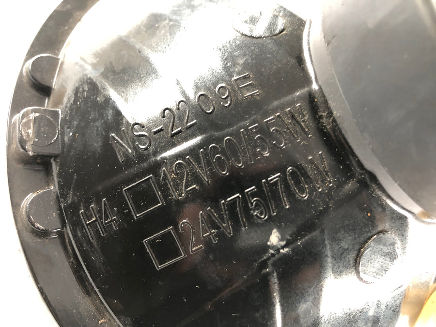 Triumph Thruxton 900 [2004] - Headlight